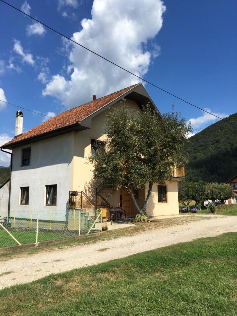 Zvezdica Apartment Баина Баща Екстериор снимка